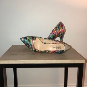 Multicolor heels
